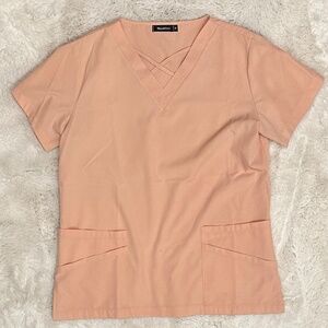 NWOT NiaaHinn Women's Scrub Top Medium Size